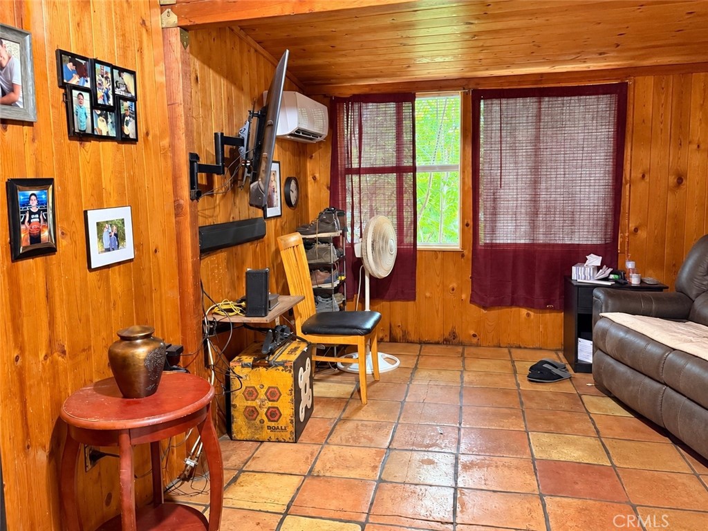 528 Oak Street Property Photo 40