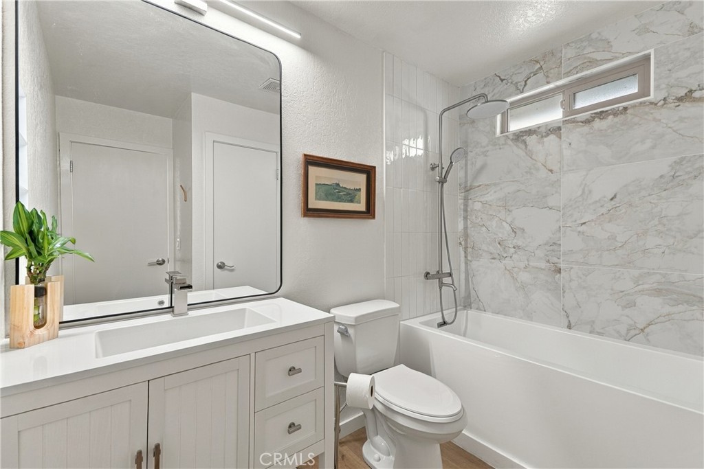 1187 Santa Ynez C Property Photo 9