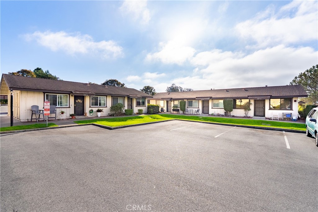 1187 Santa Ynez C Property Photo 14