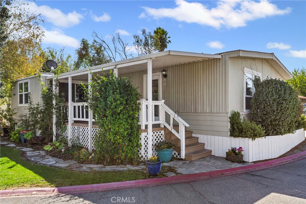 151 Via Robles 151 Property Photo 1