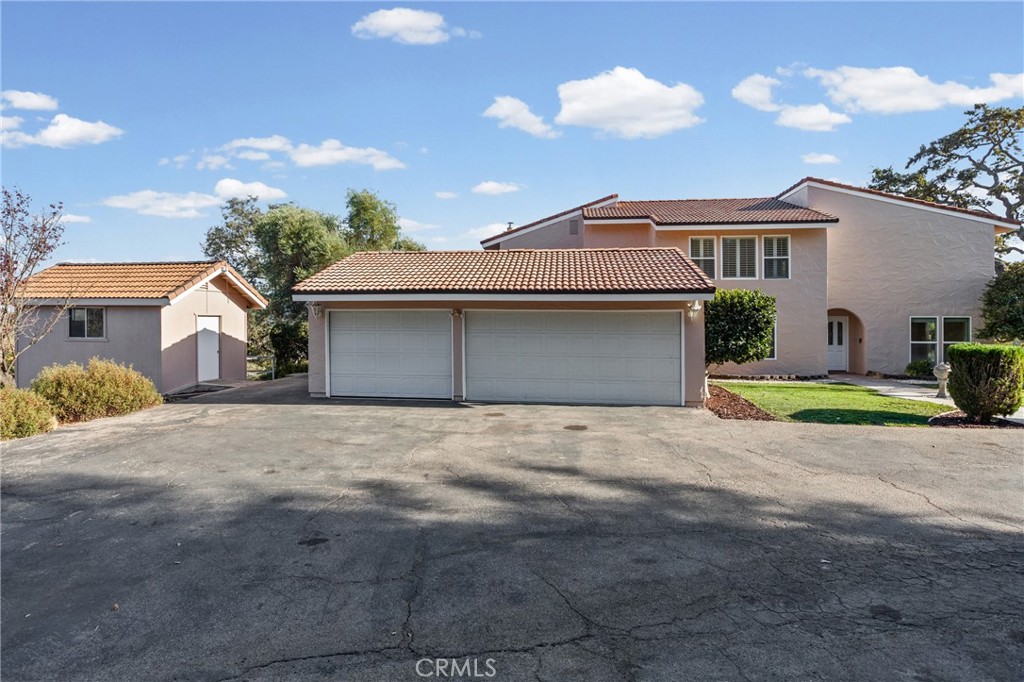 10080 Andrita Property Photo 4