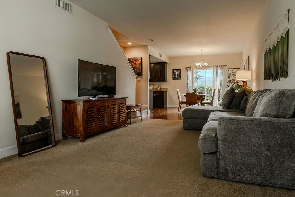 1186 Galeria Property Photo 5