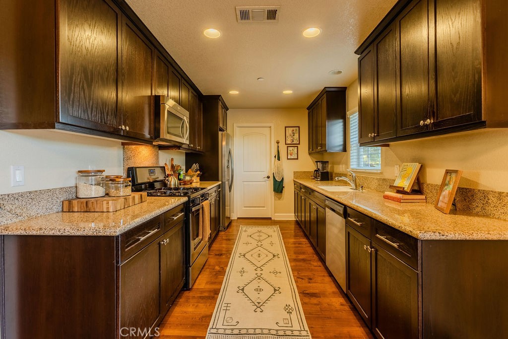 1186 Galeria Property Photo 7