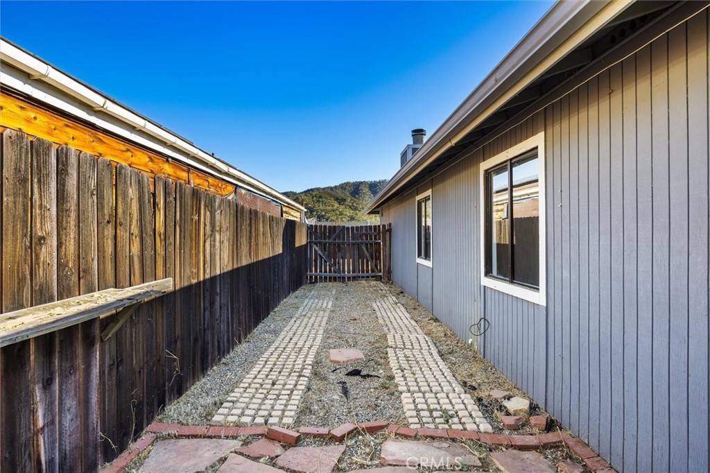 2117 Big Buck Property Photo 17