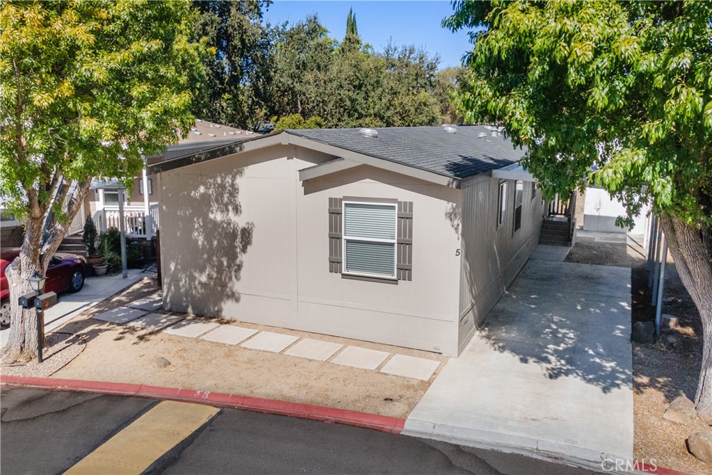 5 Via Robles 5 Property Photo 1