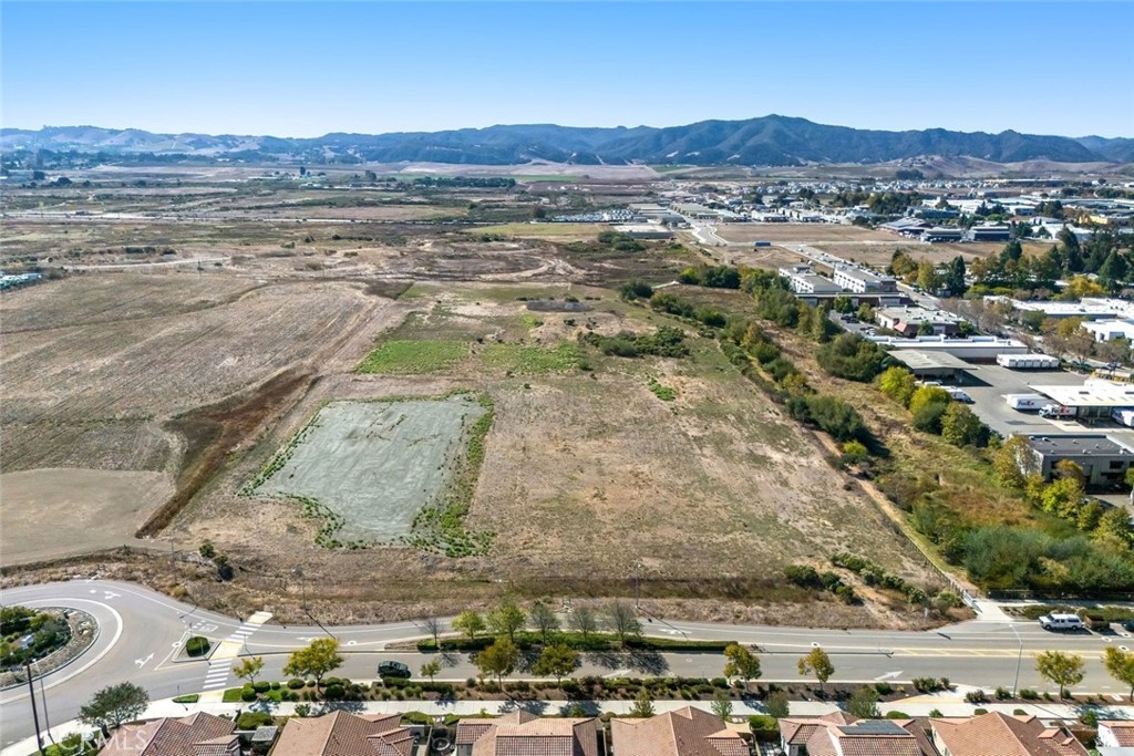 400 Prado Property Photo 4