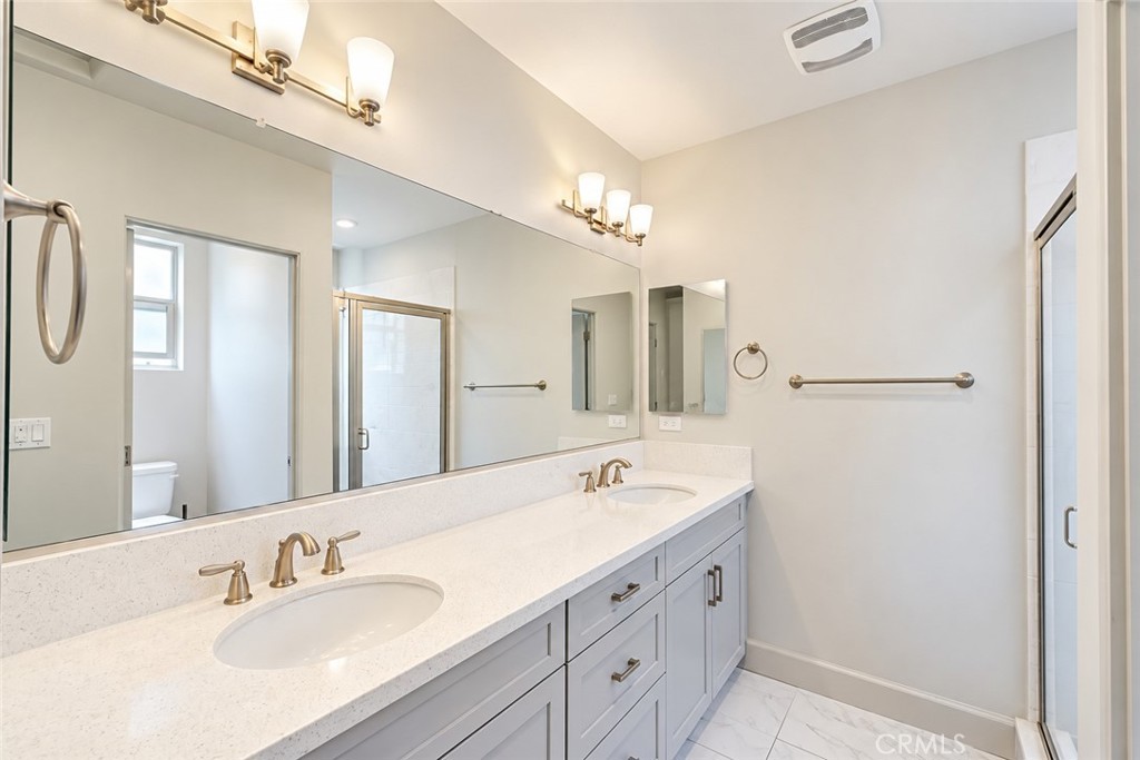 1009 Price Canyon Road Property Photo 4