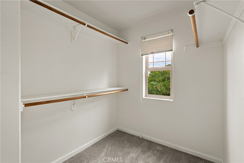 2133 Oak Property Photo 23