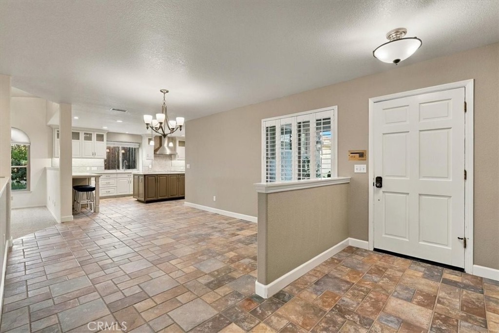725 Renate Way Property Photo 10