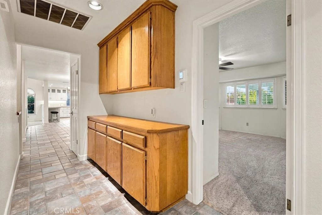 725 Renate Way Property Photo 31