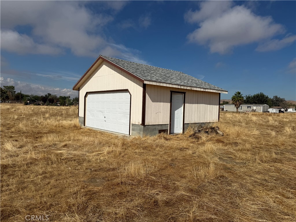 28194 Chaparral Property Photo 2