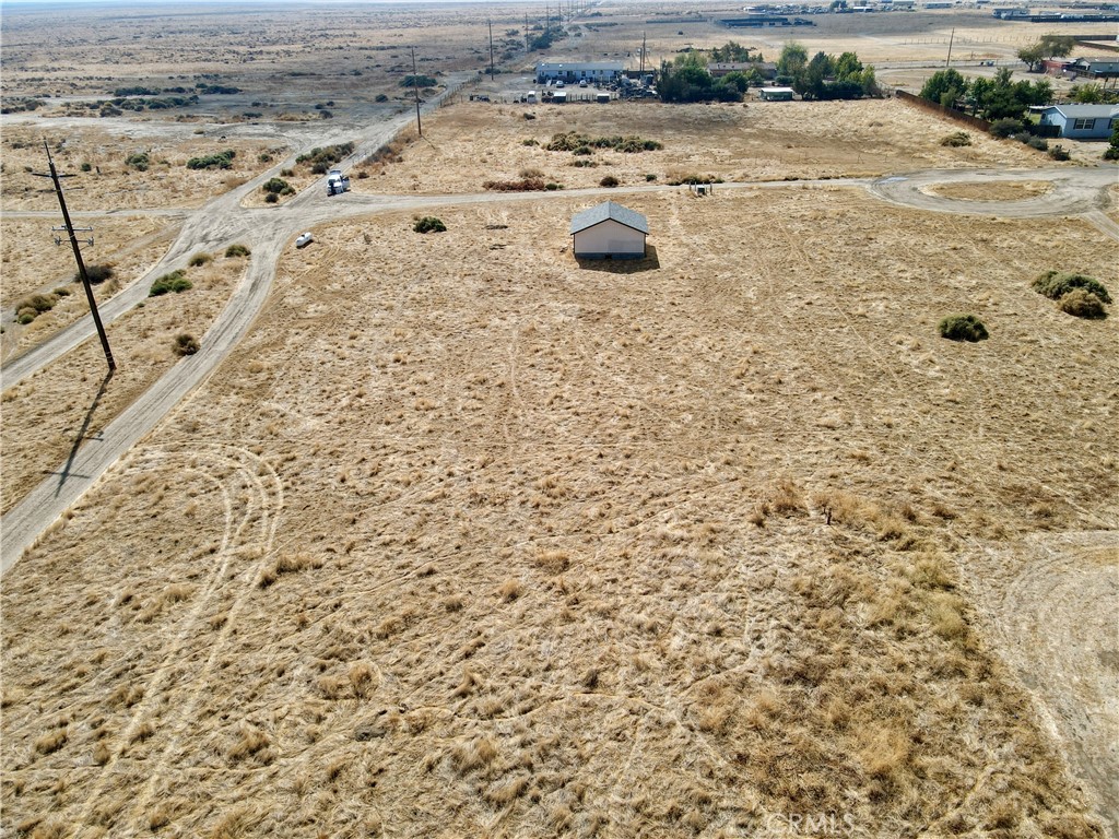 28194 Chaparral Property Photo 9