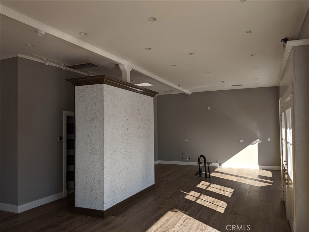 715 S Pacific Coast Highway S Property Photo 3