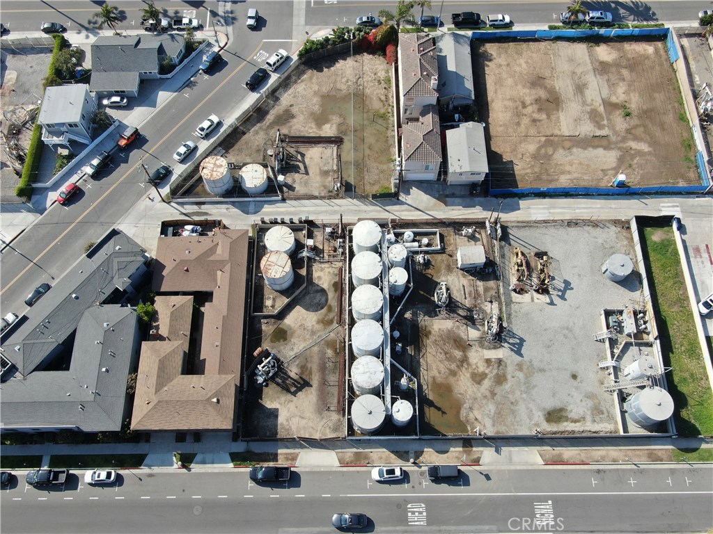 217 1st Property Photo 18