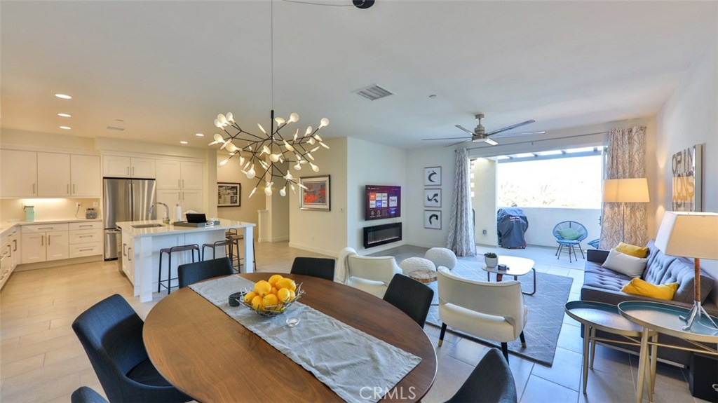 2869 Doheny Way Property Photo 6