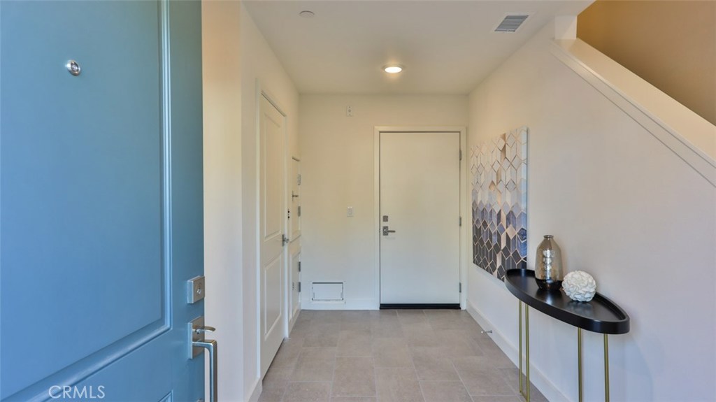 2869 Doheny Way Property Photo 46