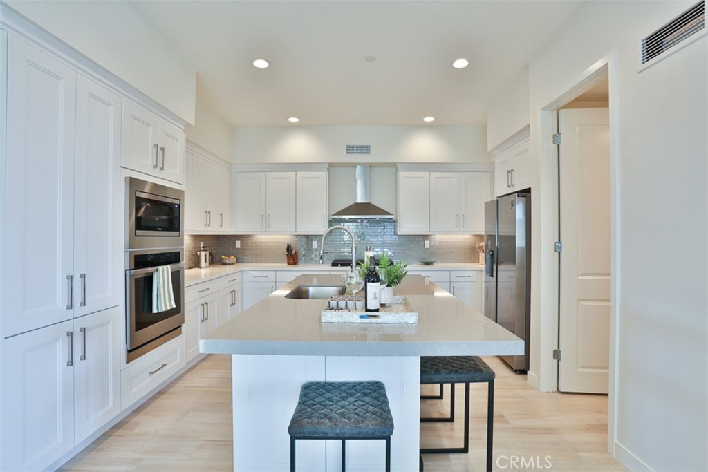 1529 Doheny Way Property Photo 15