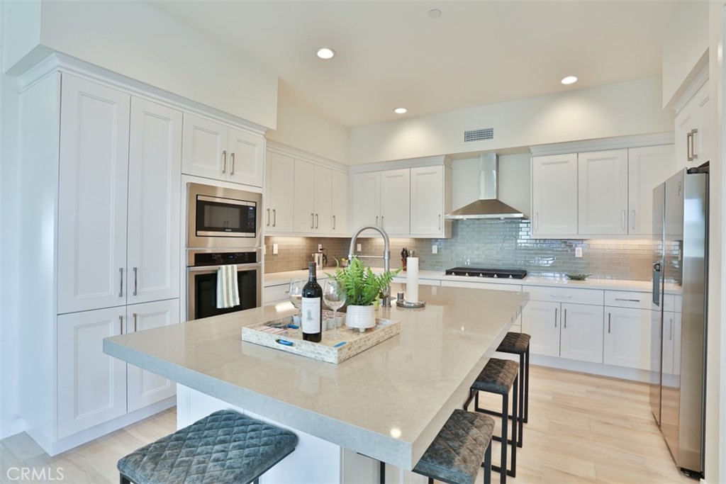 1529 Doheny Way Property Photo 17