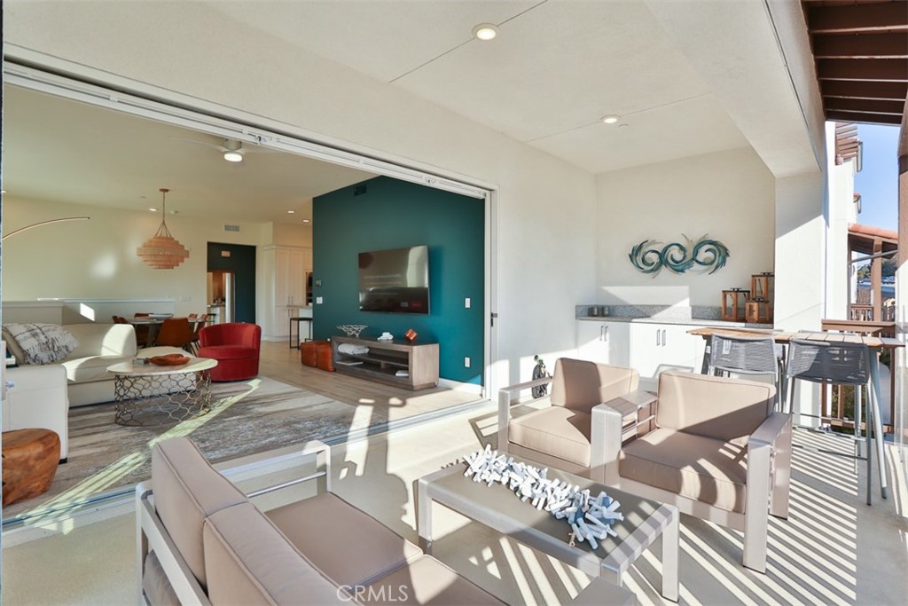 1529 Doheny Way Property Photo 26
