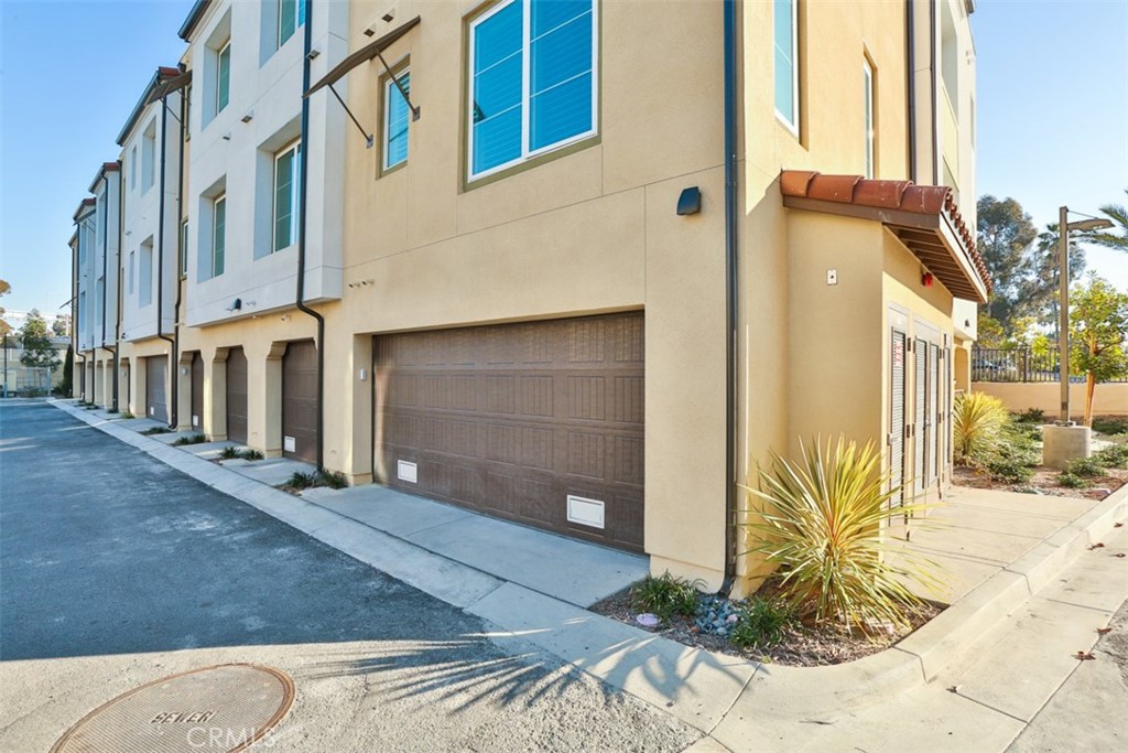 1529 Doheny Way Property Photo 42
