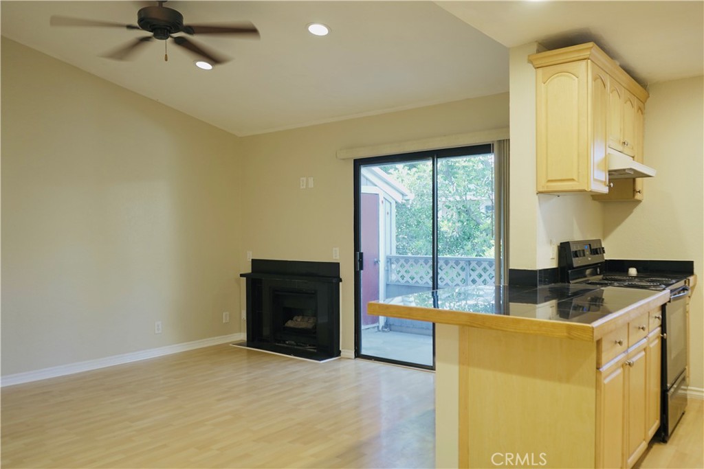 32221 N Alipaz Street 262 Property Photo 5