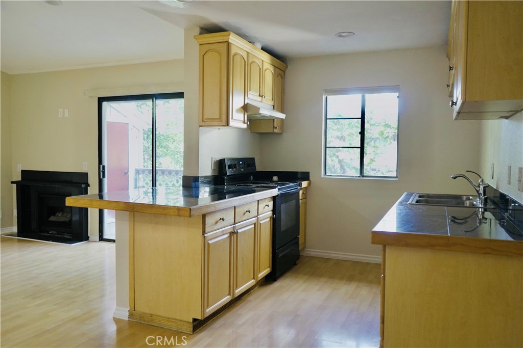 32221 N Alipaz Street 262 Property Photo 12
