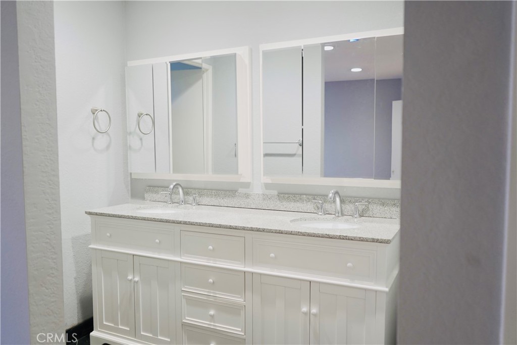 32221 N Alipaz Street 262 Property Photo 18