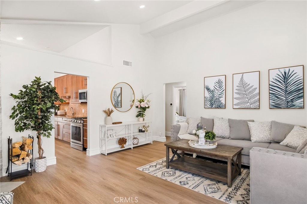 27546 Genil Property Photo 1