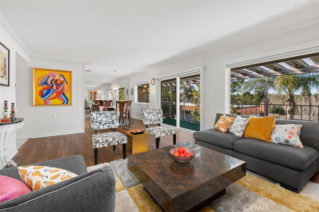 881 Via Mendoza O Property Photo 9