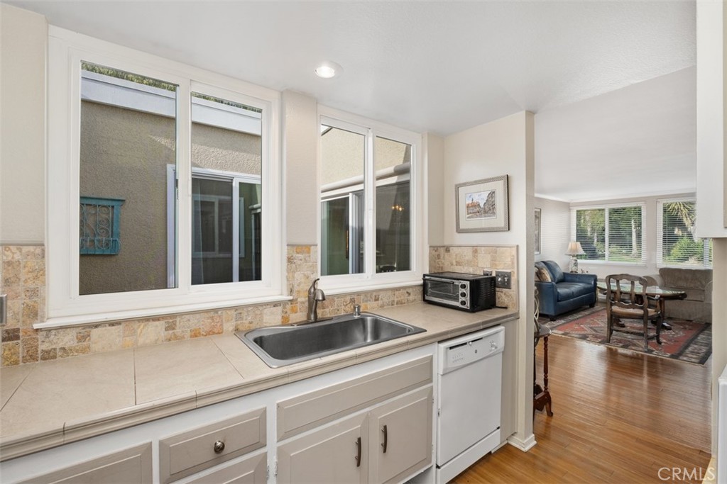 420 Ave Castilla B Property Photo 13