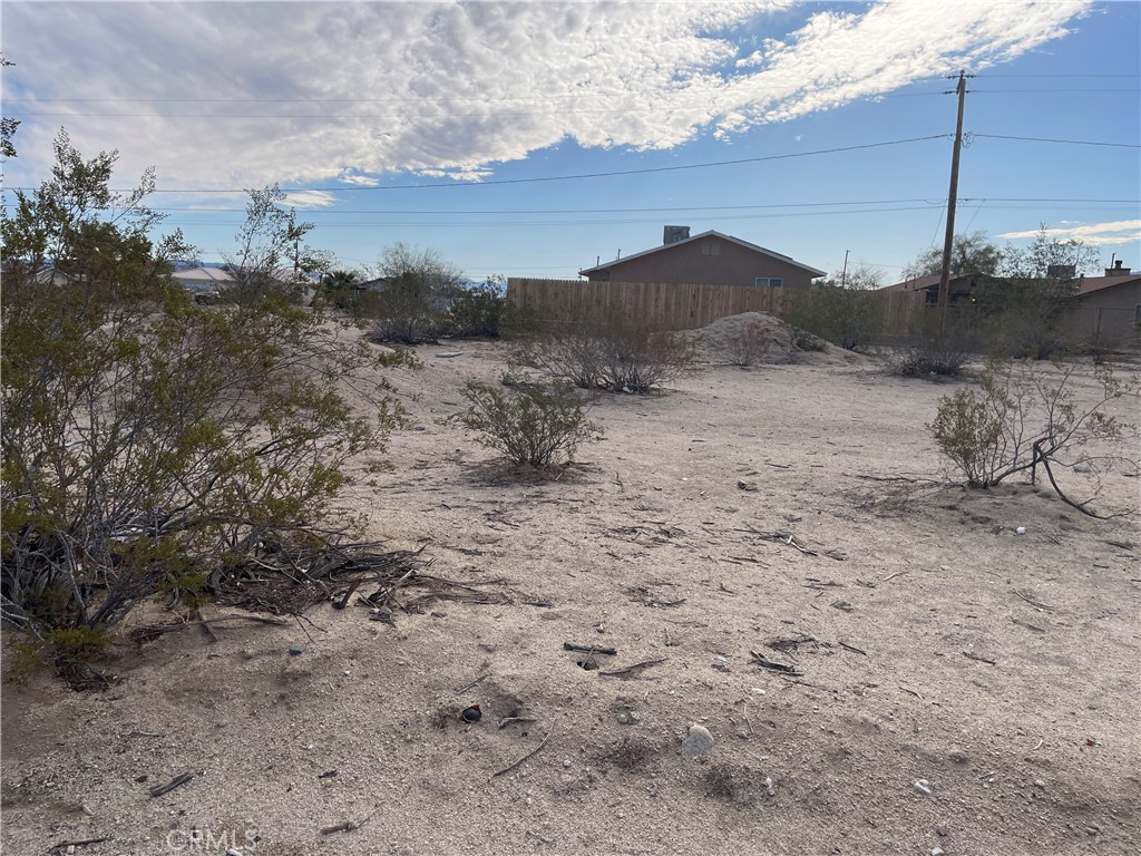 0 Mariposa Avenue Property Photo 1