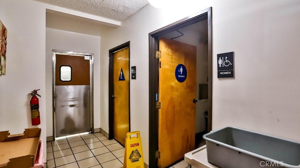928 N Euclid St Property Photo 17