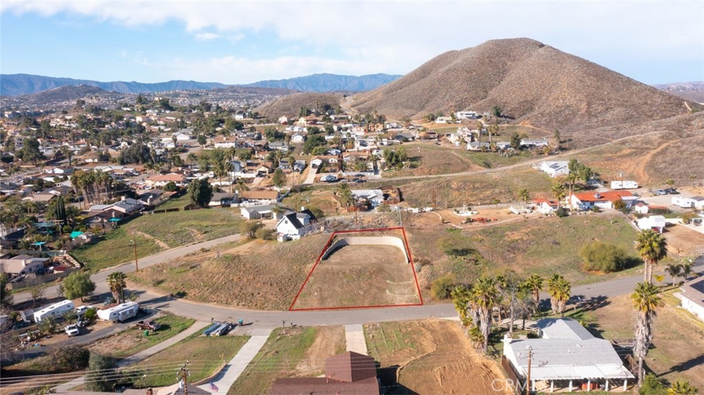 29569 La Cresta Dr Property Photo 2