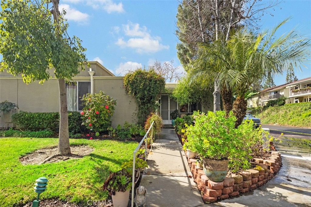 74 Calle Aragon A Property Photo 3