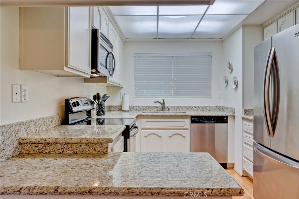3249 San Amadeo O Property Photo 14