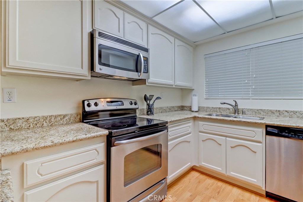 3249 San Amadeo O Property Photo 15
