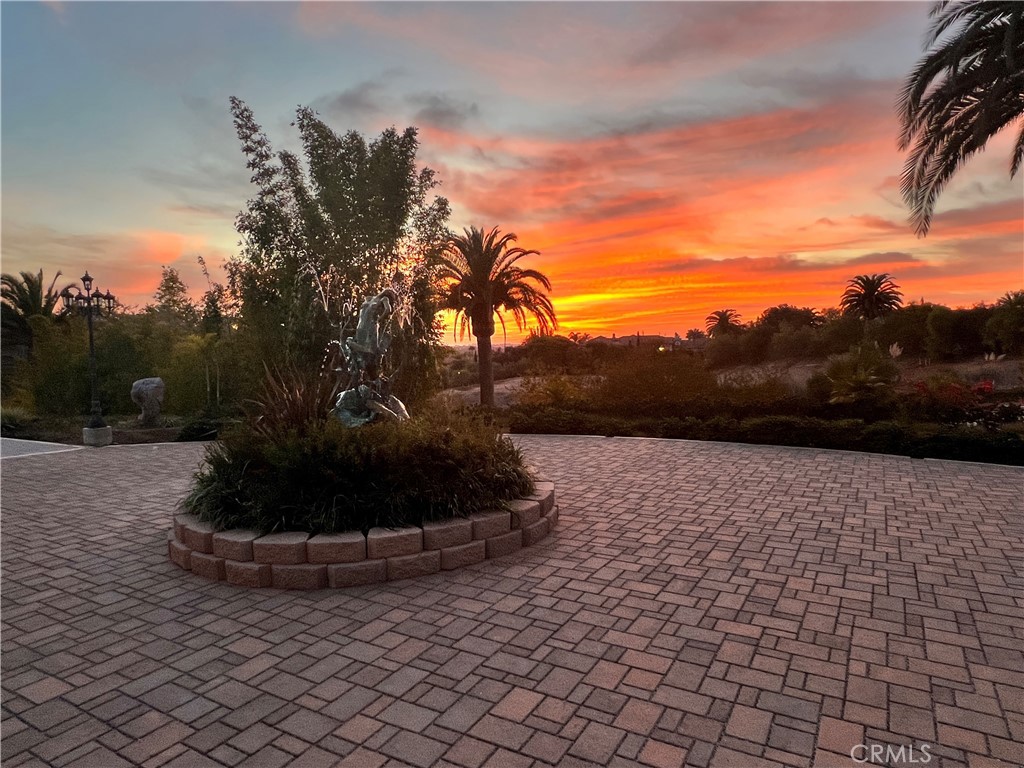 6884 Poco Lago Property Photo 3