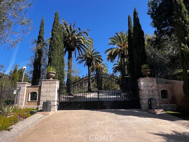 6884 Poco Lago Property Photo 4