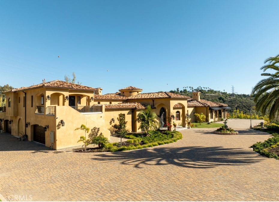 6884 Poco Lago Property Photo 12