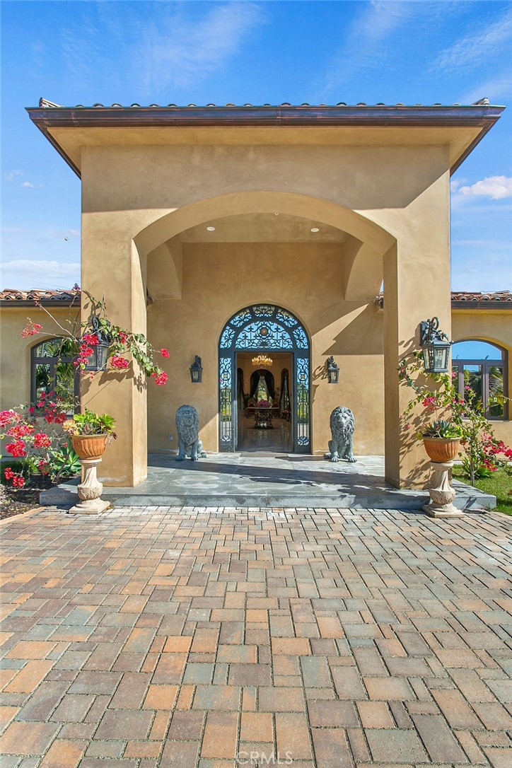 6884 Poco Lago Property Photo 14