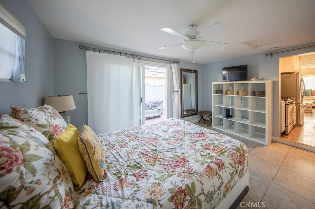 1086 Glenneyre Street Property Photo 24