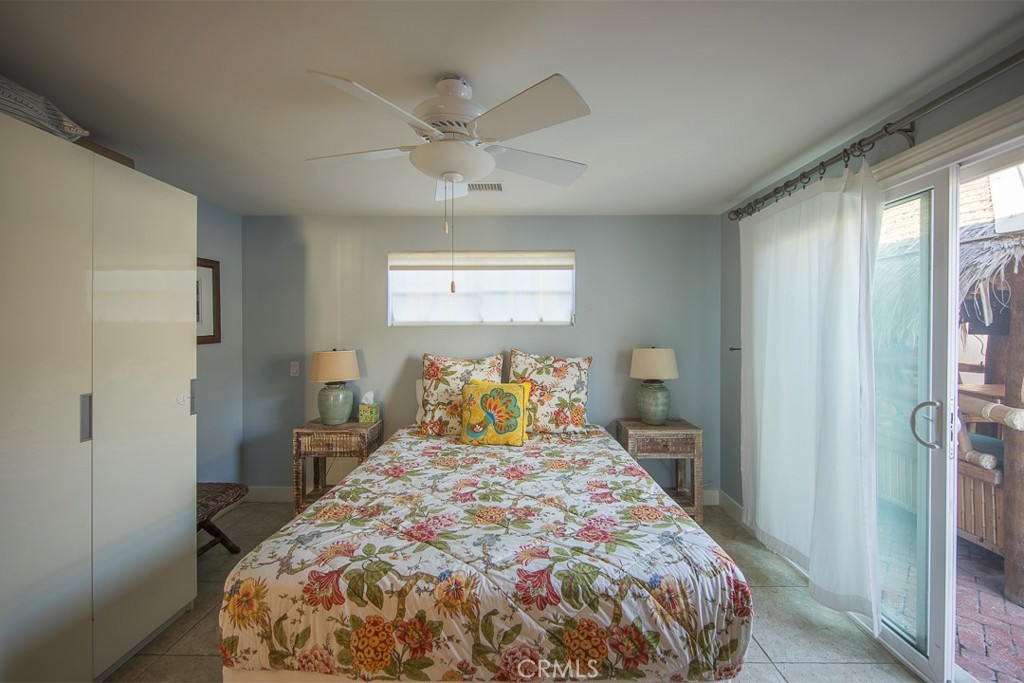 1086 Glenneyre Street Property Photo 26