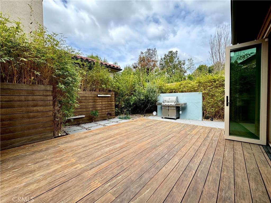 167 Bright Poppy Property Photo 5