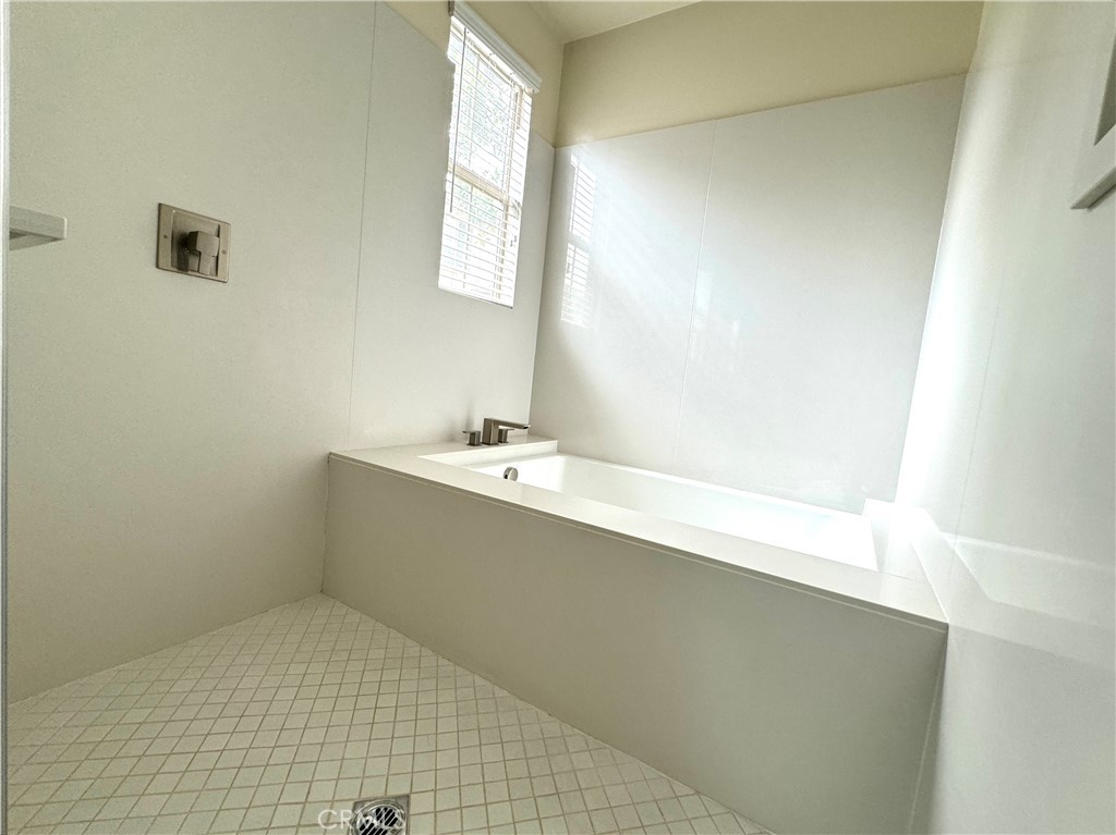 167 Bright Poppy Property Photo 18