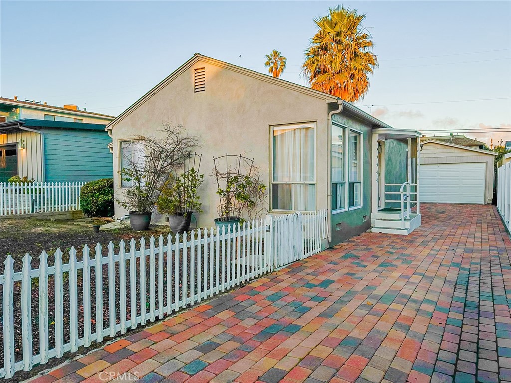 33922 Malaga Drive Property Photo 1