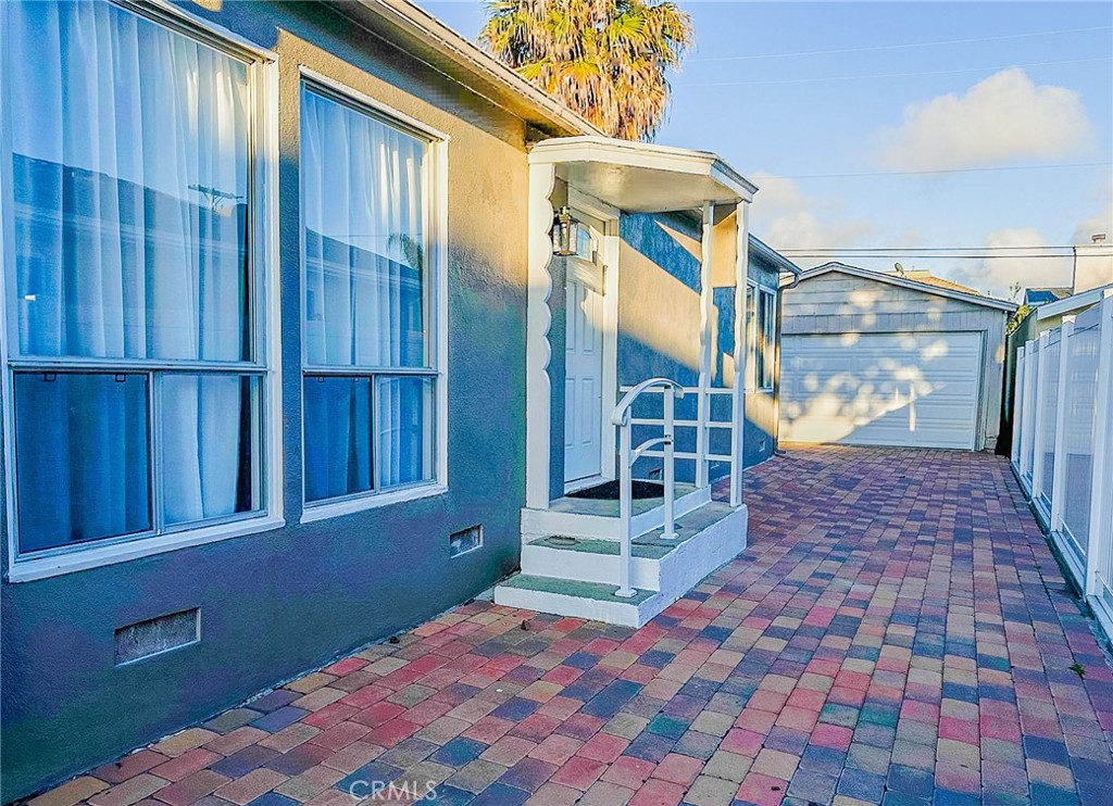 33922 Malaga Drive Property Photo 2