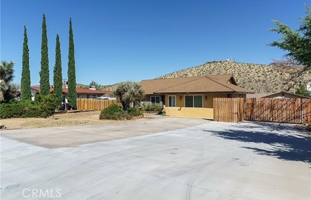 57866 Desert Gold Drive Property Photo 1