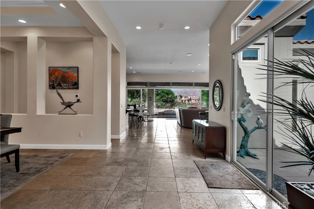 55315 Turnberry Way Property Photo 4