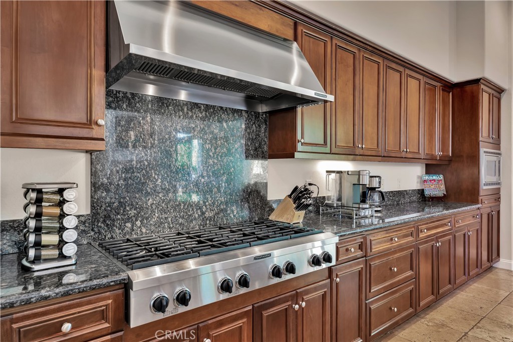 55315 Turnberry Way Property Photo 12