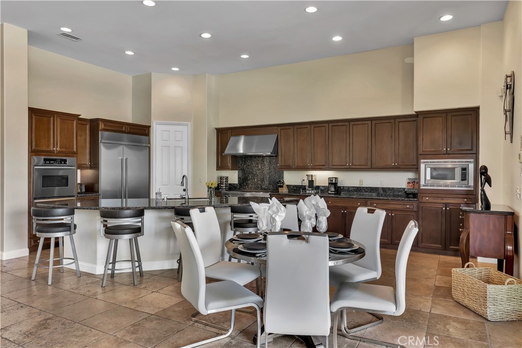 55315 Turnberry Way Property Photo 13